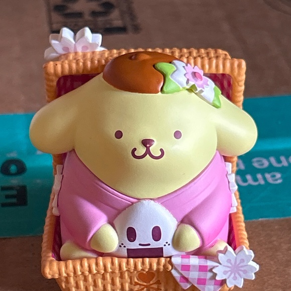 Tokidoki Cherry Blossoms Pompompurin Sanrio Blind Box Figure - Picture 9 of 12